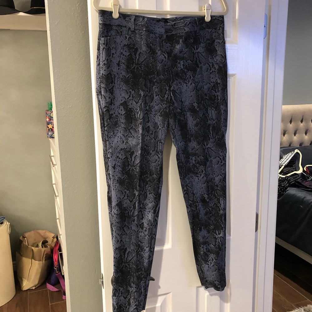 The Limited exact stretch snake print pants